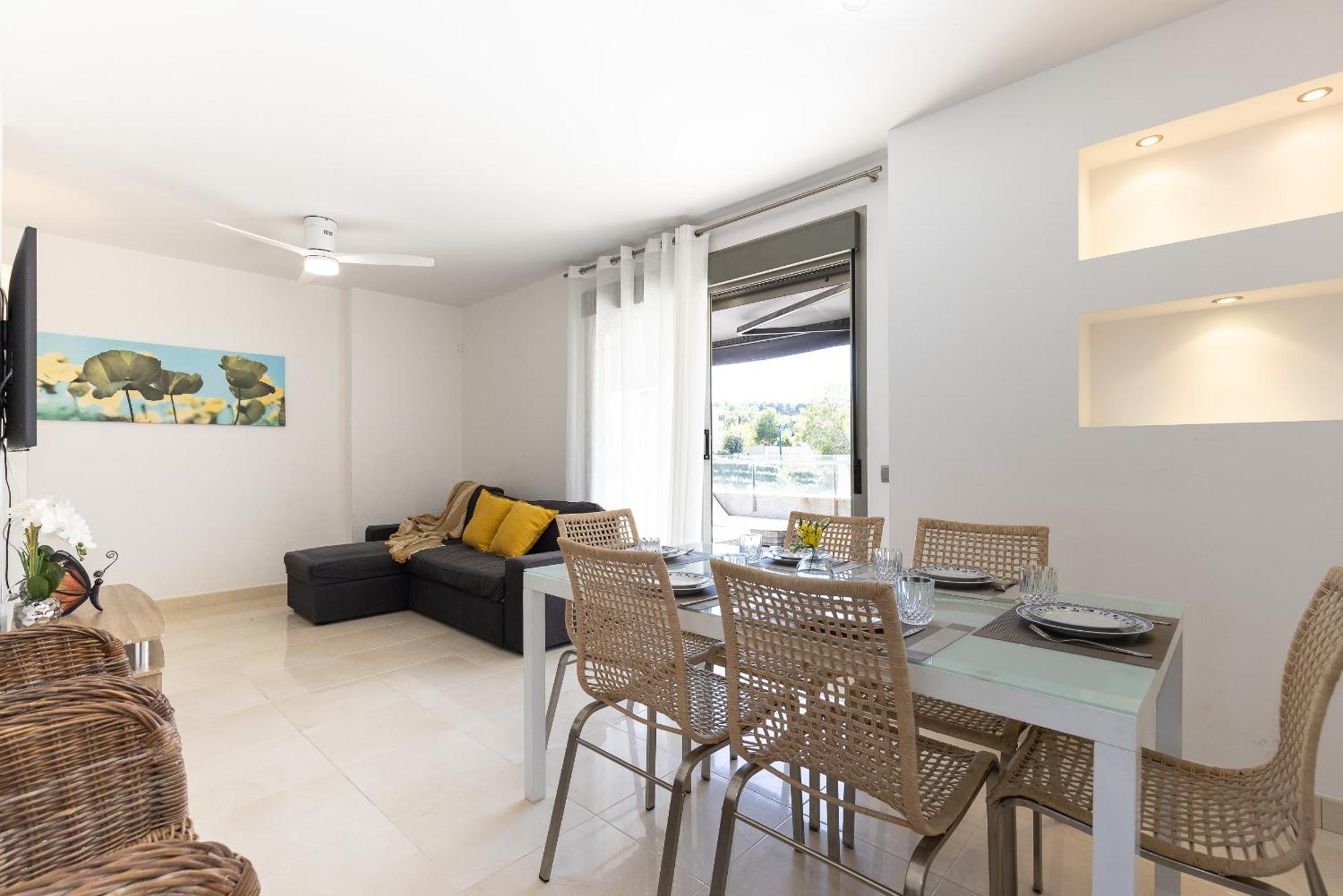 Uhc Salou Villa Family Complex ภายนอก รูปภาพ