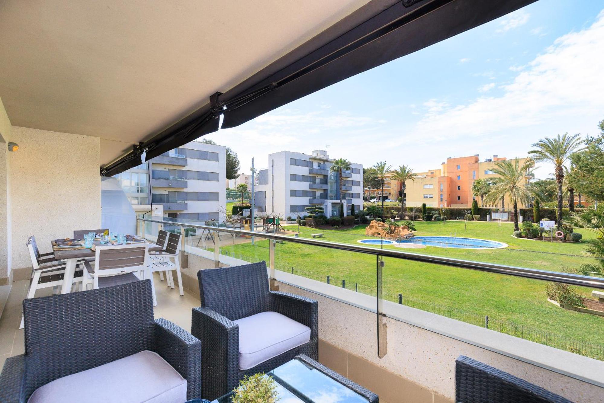 Uhc Salou Villa Family Complex ภายนอก รูปภาพ